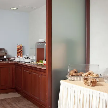 Hotel Budapest 3*
